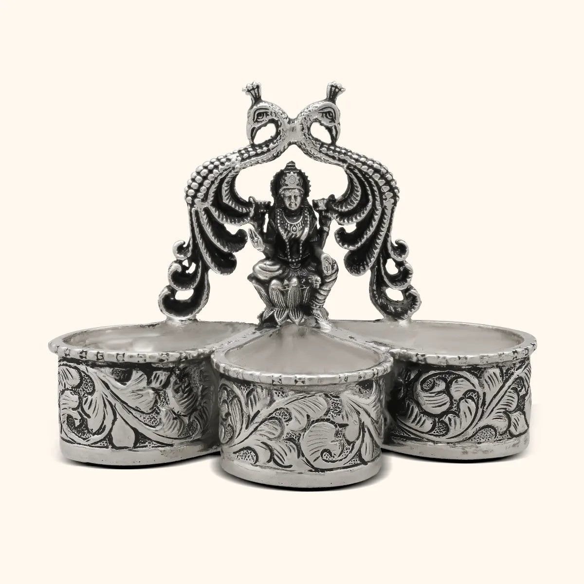 Buy Celestial Silver Puja Thali | Silver Pooja Items / Puja Samagri | Ranka  Jewellers – RANKA JEWELLERS