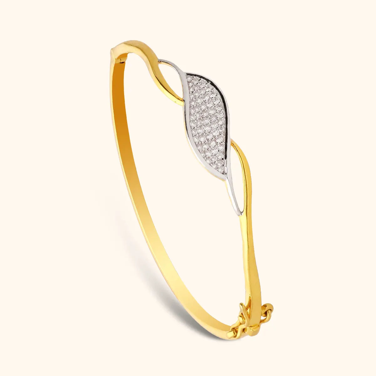 Amazon.com: SUTTONRAL Delicate Moissanite Leaf Bracelet - Trendy Classic Design  Bracelet with 14K Gold and Emerald Stones - Mother's Day Gift (White Gold):  Clothing, Shoes & Jewelry